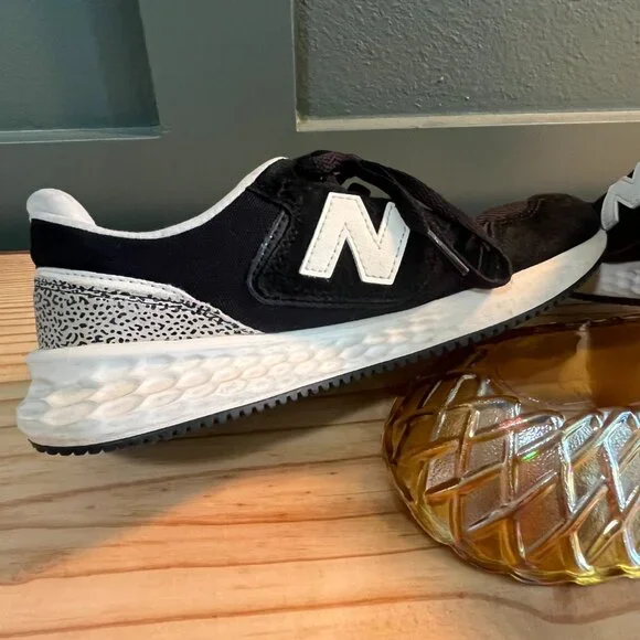 Women's Black and White New Balance X-70 Sneakers Size 6.5 - Picture 3 of 13